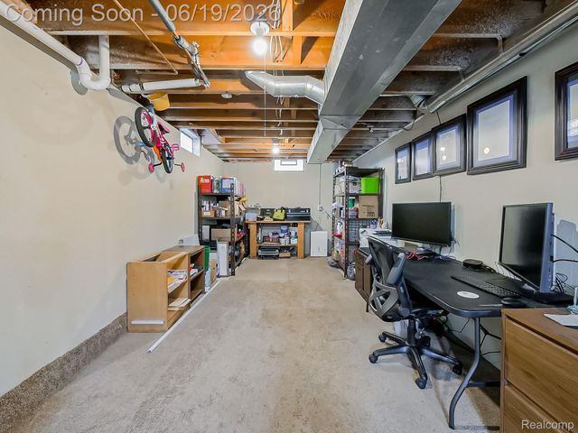 27051 Demrick Street, Roseville, MI 48066