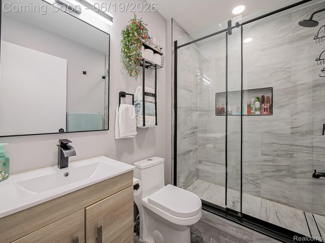 27051 Demrick Street, Roseville, MI 48066