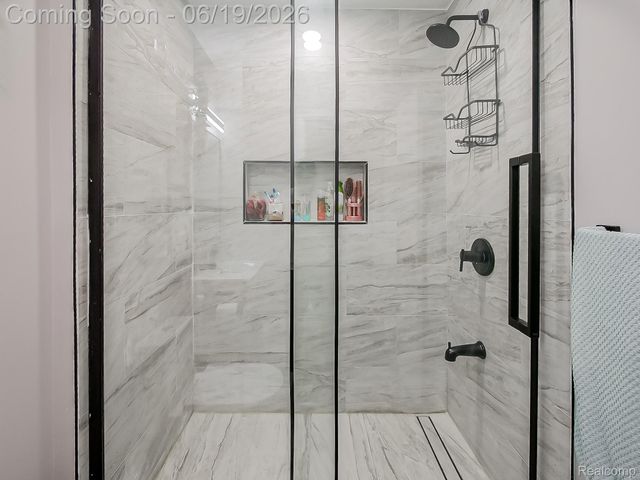 27051 Demrick Street, Roseville, MI 48066