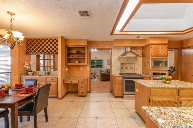 1423 Vista Del Monte, San Antonio, TX 78216