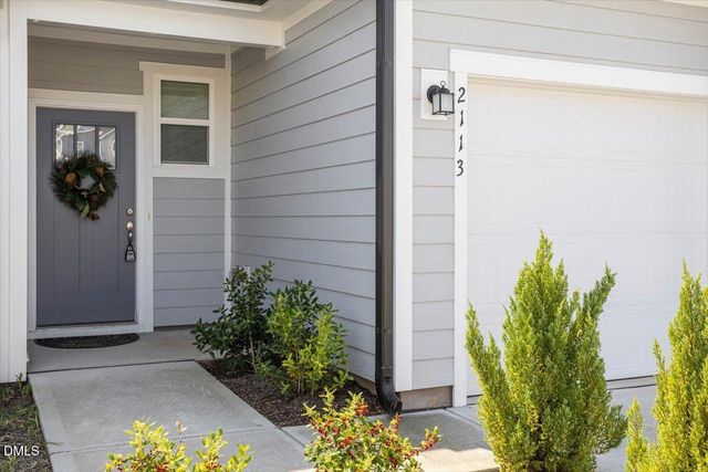 2113 Rockface Way, Durham, NC 27703