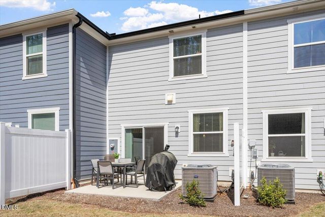 2113 Rockface Way, Durham, NC 27703