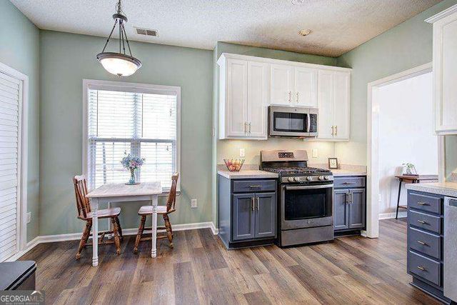 12 Independence Way NE, Cartersville, GA 30121
