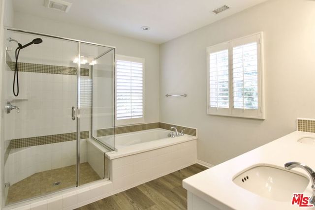 50 Twin Flower, Irvine, CA 92620