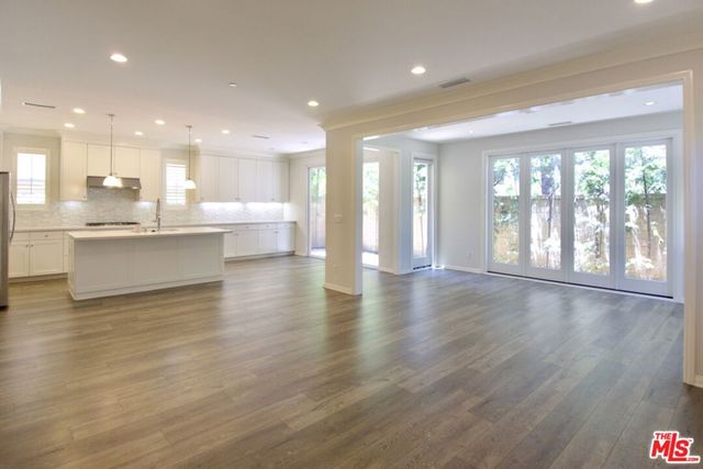 50 Twin Flower, Irvine, CA 92620