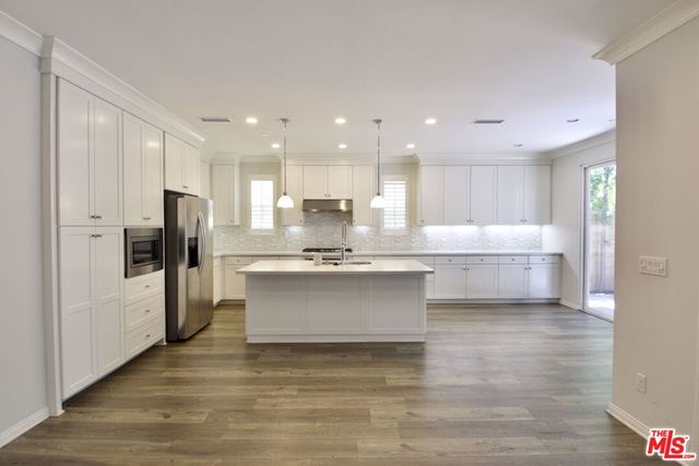 50 Twin Flower, Irvine, CA 92620