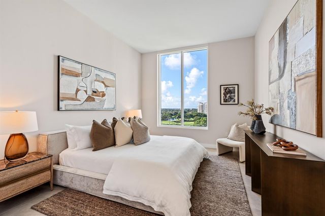 220 SE Mizner Boulevard Ph-24, Boca Raton, FL 33432