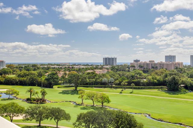220 SE Mizner Boulevard Ph-24, Boca Raton, FL 33432