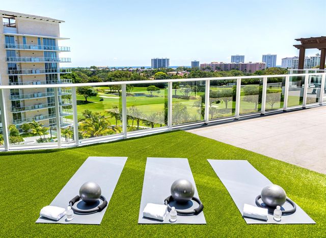 220 SE Mizner Boulevard Ph-24, Boca Raton, FL 33432