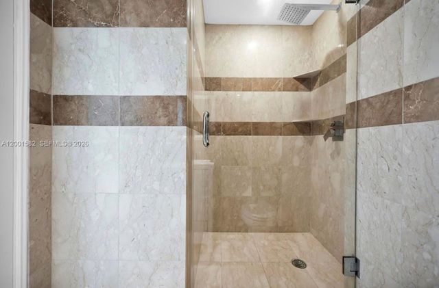 5601 Collins Ave 903, Miami Beach, FL 33140