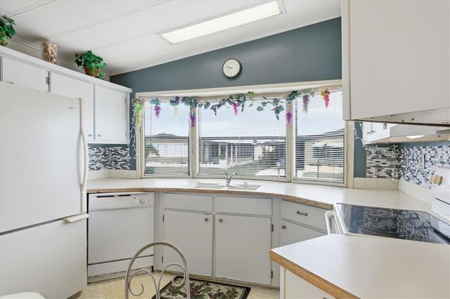 605 IGLESIA DRIVE, North Port, FL 34287