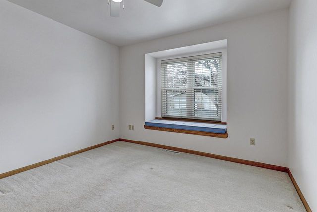 1511 DICKENSON COURT, Neenah, WI 54956