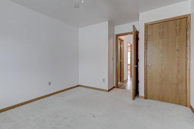 1511 DICKENSON COURT, Neenah, WI 54956