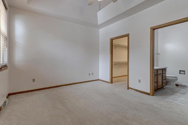 1511 DICKENSON COURT, Neenah, WI 54956