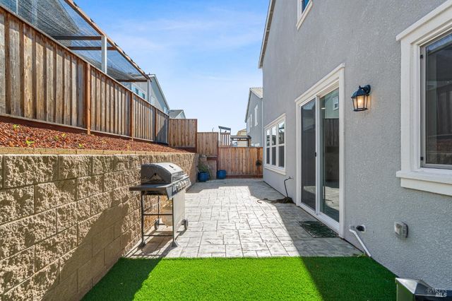 12 Porter St, American Canyon, CA 94503