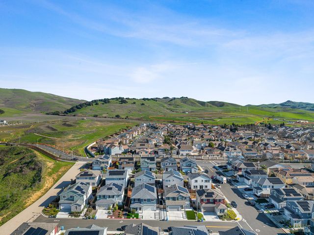 12 Porter St, American Canyon, CA 94503