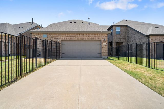 8091 Sunflower Lane, Dallas, TX 75252