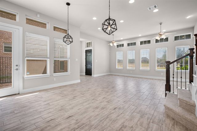 8091 Sunflower Lane, Dallas, TX 75252