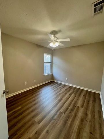 1707 Weaver Street, Brenham, TX 77833