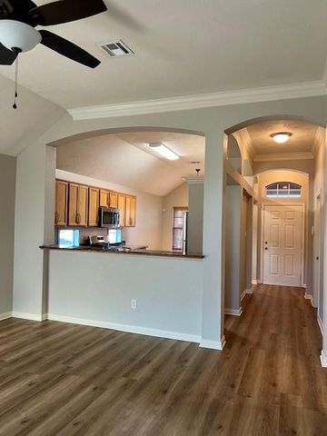 1707 Weaver Street, Brenham, TX 77833
