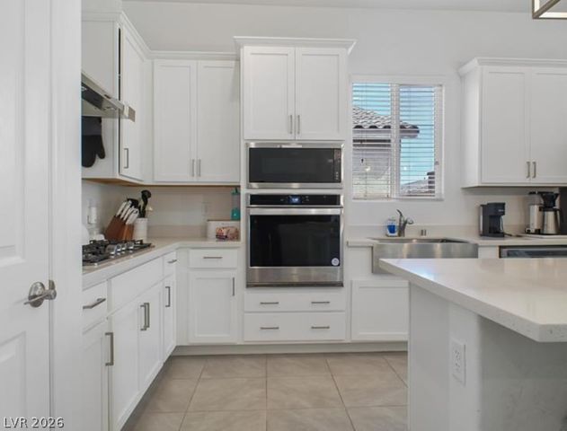 415 Hellebores Avenue, North Las Vegas, NV 89084