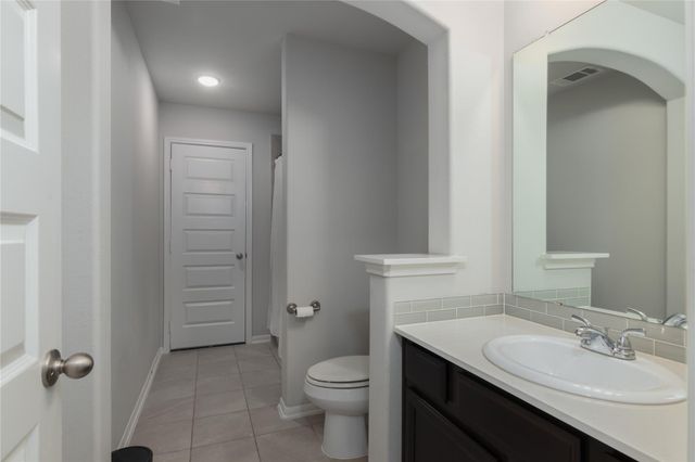 2736 Ahnya Lane, League City, TX 77573