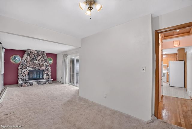 1504 Lyon Avenue, Waterloo, IA 50702