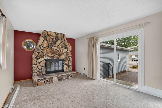 1504 Lyon Avenue, Waterloo, IA 50702