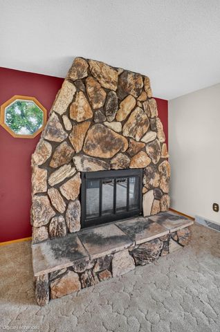 1504 Lyon Avenue, Waterloo, IA 50702