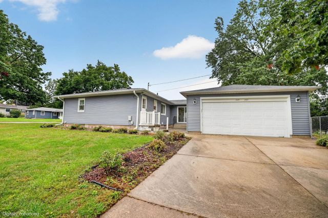 1504 Lyon Avenue, Waterloo, IA 50702