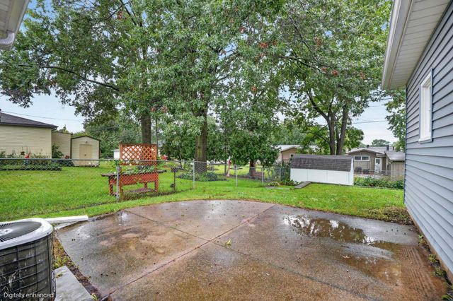 1504 Lyon Avenue, Waterloo, IA 50702