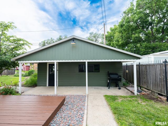 1409 W MOSS Avenue, Peoria, IL 61606