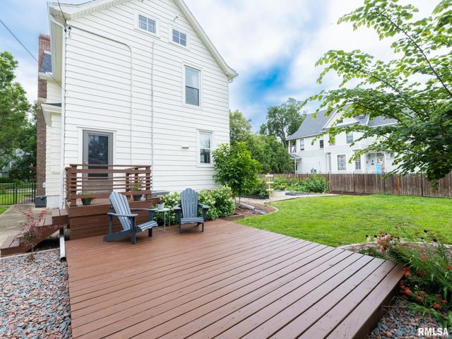 1409 W MOSS Avenue, Peoria, IL 61606