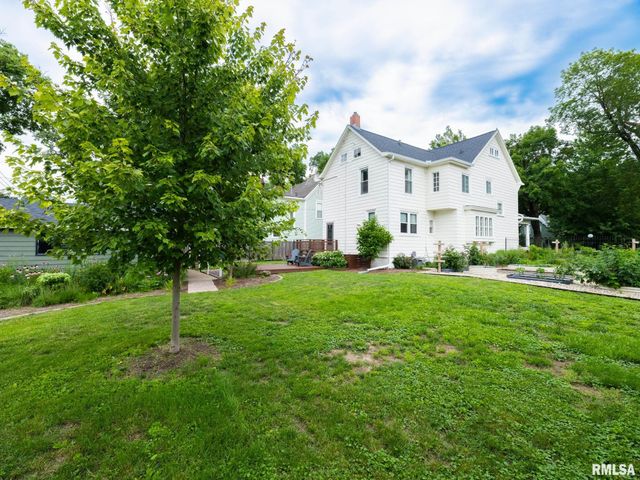 1409 W MOSS Avenue, Peoria, IL 61606