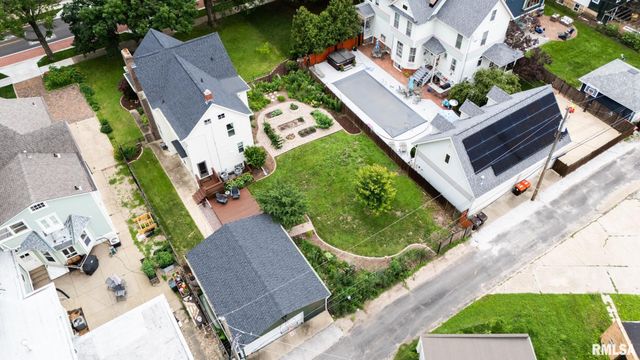 1409 W MOSS Avenue, Peoria, IL 61606