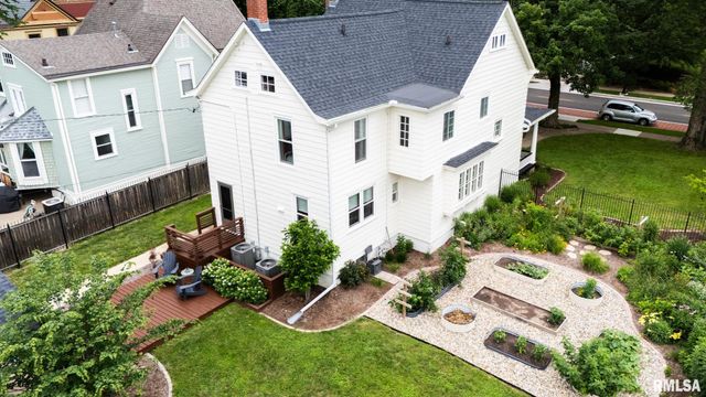 1409 W MOSS Avenue, Peoria, IL 61606