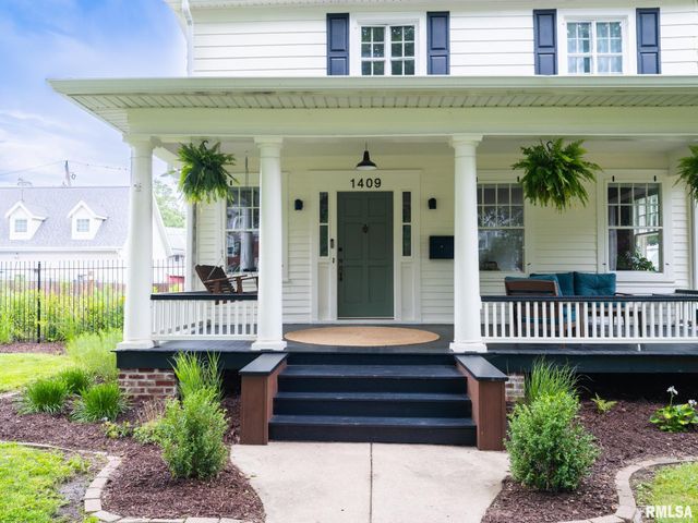 1409 W MOSS Avenue, Peoria, IL 61606