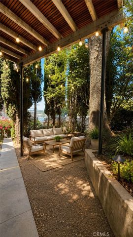 3930 Kentucky Drive 1, Los Angeles, CA 90068