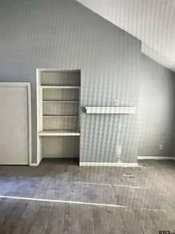 1727 Eaglewood Drive, Tyler, TX 75703