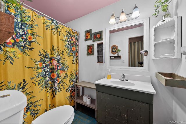 1590 State Route 17A, Warwick, NY 10990