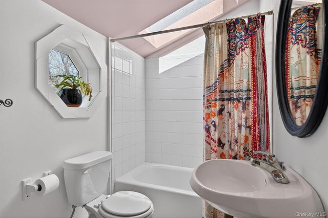 1590 State Route 17A, Warwick, NY 10990