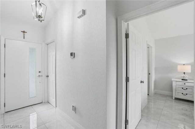 750 Cherry Blossom CT, Naples, FL 34120