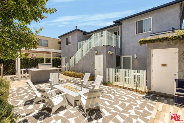 1446 Yale Street B, Santa Monica, CA 90404