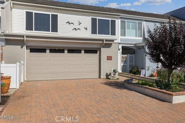 4541 Lyme Bay, Oxnard, CA 93035