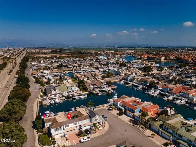 4541 Lyme Bay, Oxnard, CA 93035