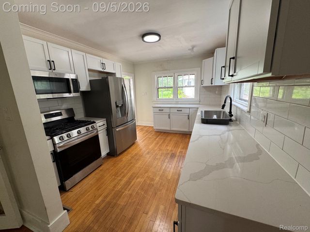 1812 Jackson Avenue, Ann Arbor, MI 48103
