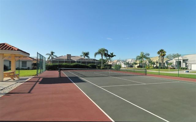 3724 71ST TERRACE E, Sarasota, FL 34243