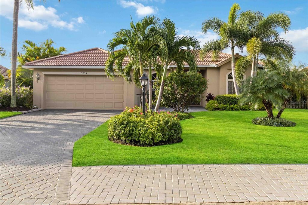 3724 71ST TERRACE E, Sarasota, FL 34243