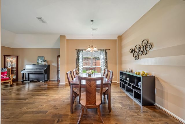 1859 Pembrook Circle, Conroe, TX 77301