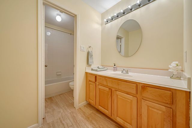 1859 Pembrook Circle, Conroe, TX 77301